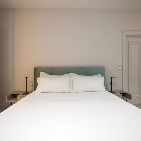 Toto Hotel & Apartments Radhime Bagian luar foto