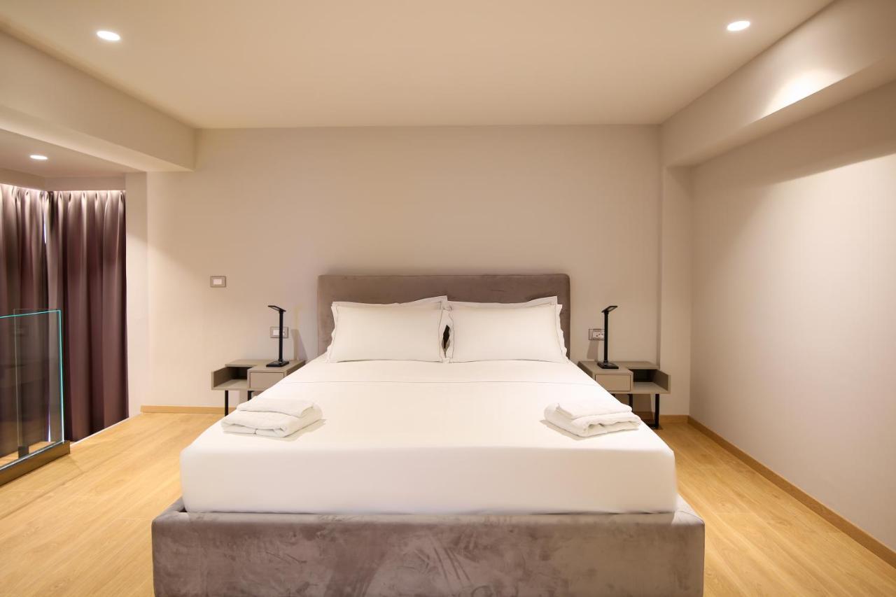 Toto Hotel & Apartments Radhime Bagian luar foto