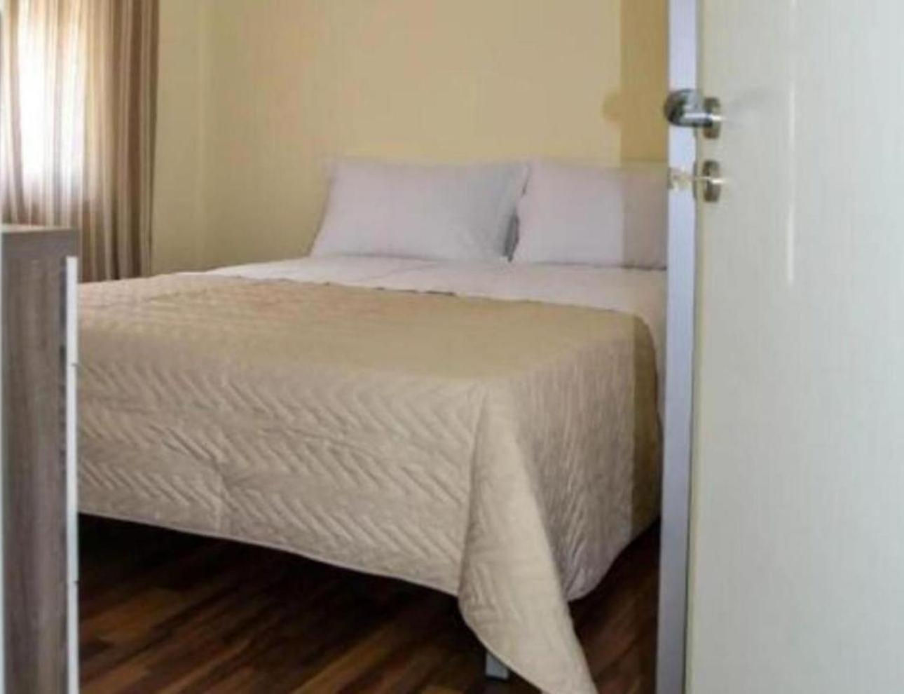 Toto Hotel & Apartments Radhime Bagian luar foto