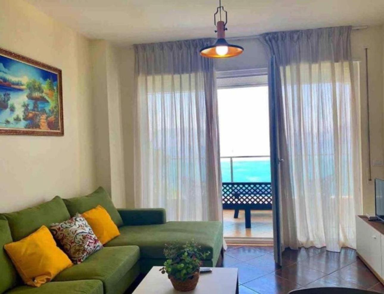 Toto Hotel & Apartments Radhime Bagian luar foto